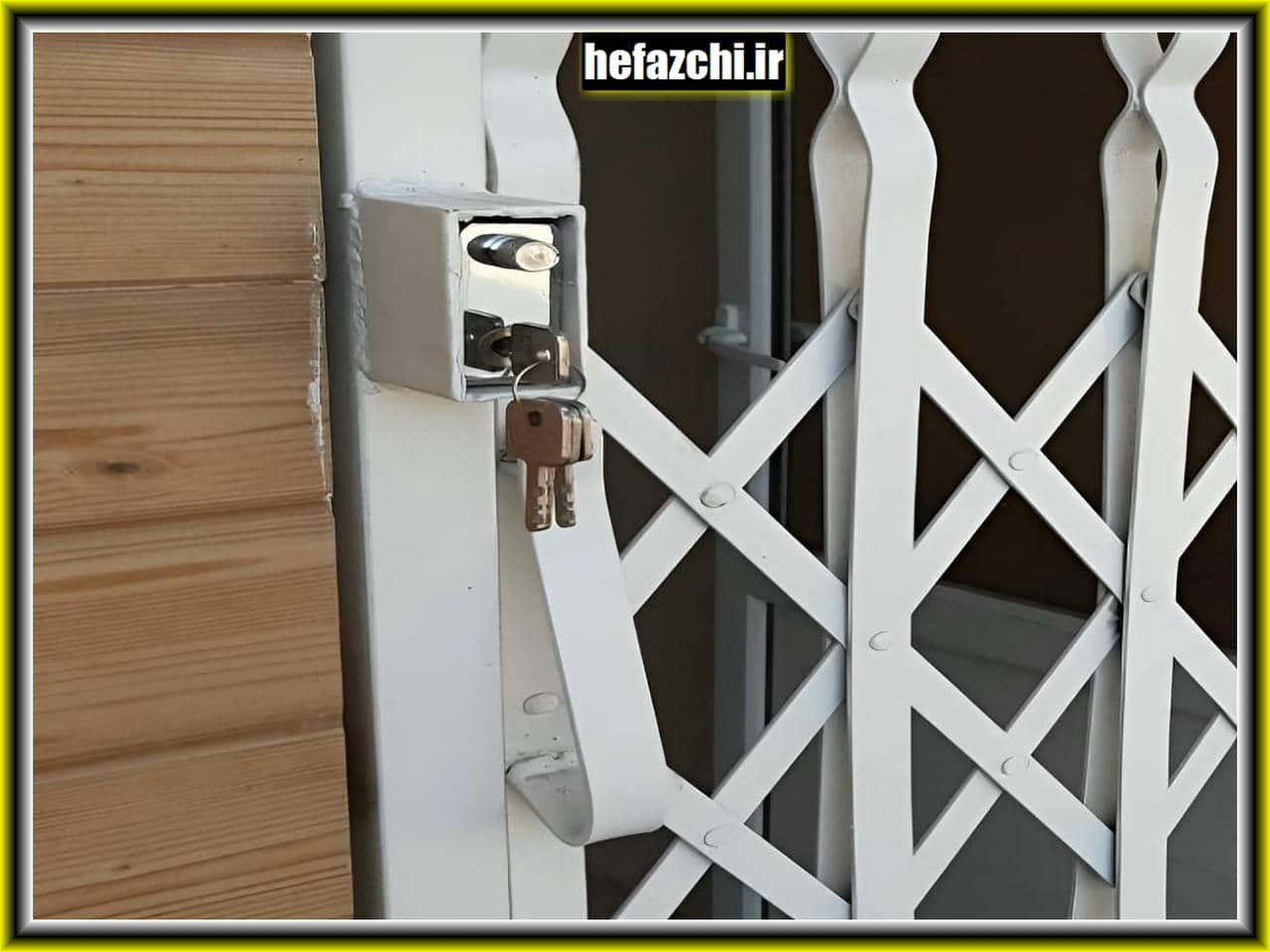 نصب و قیمت حفاظ درب آکاردئونی
