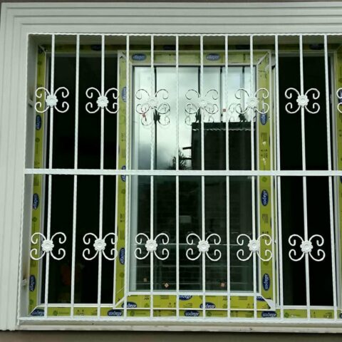 مشاهده عکس و قیمت نمونه مدل های حفاظ پنجره