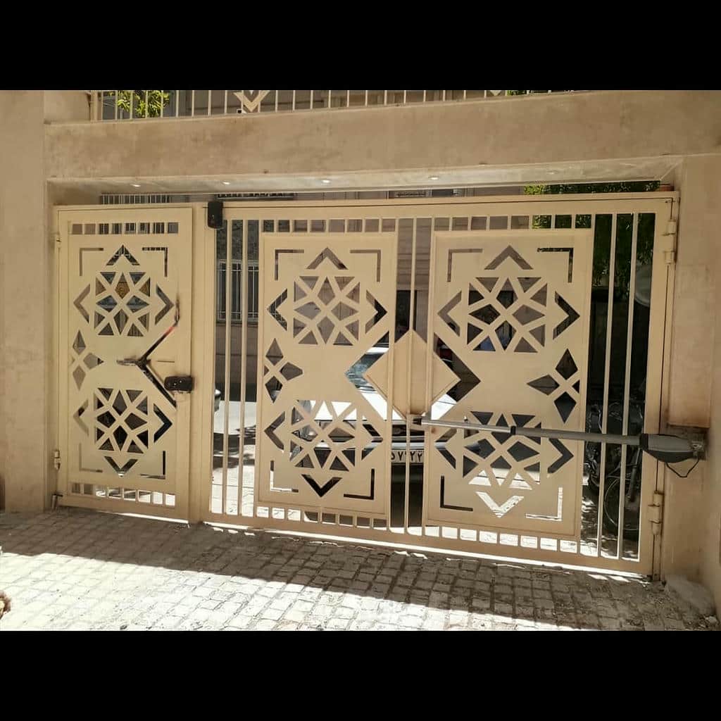 کارخانه جک برقی درب پارکینگ کنترلی در طالقان