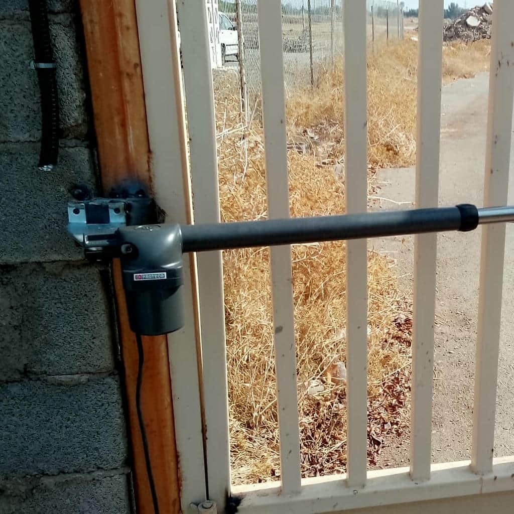 خرید جک برقی درب پارکینگ حرکت نرم در گنبدکاووس