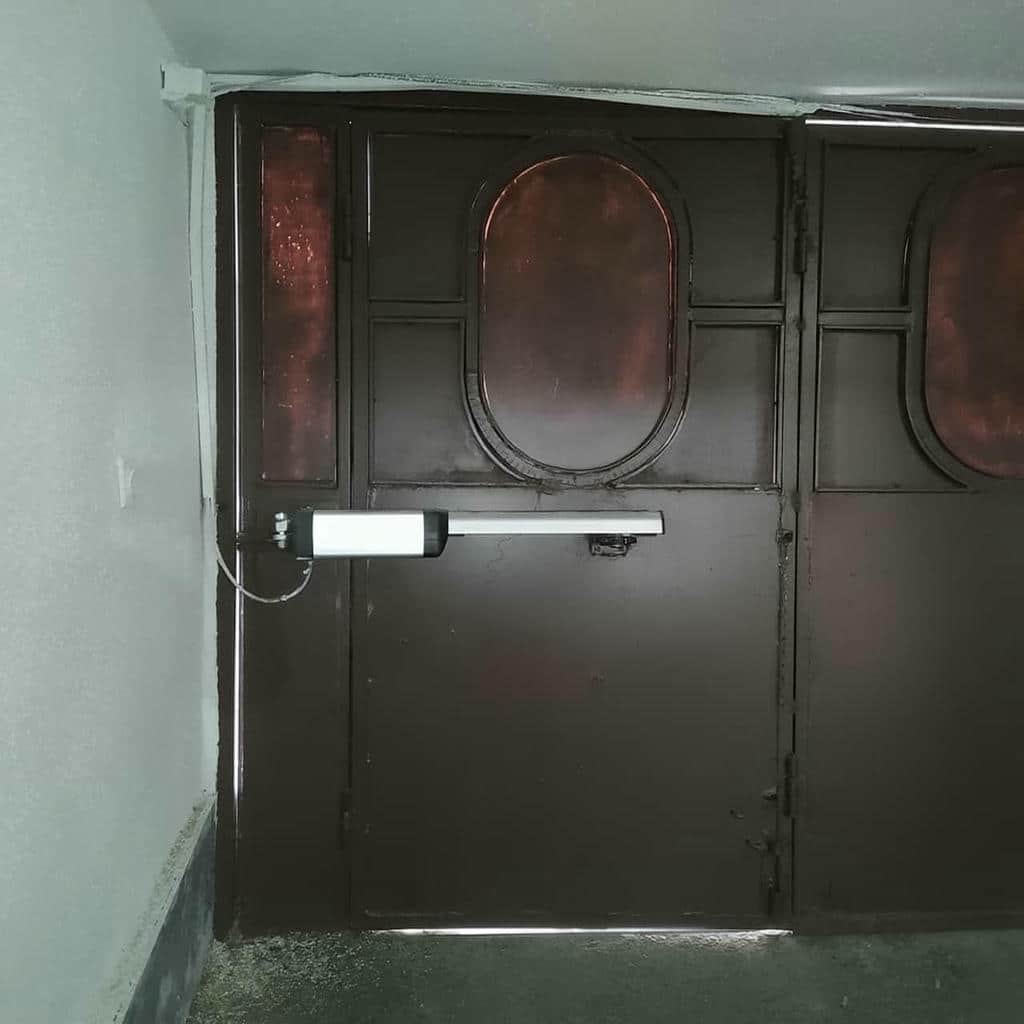 قیمت جک برقی درب پارکینگ کارگاه صنعتی در کاشان
