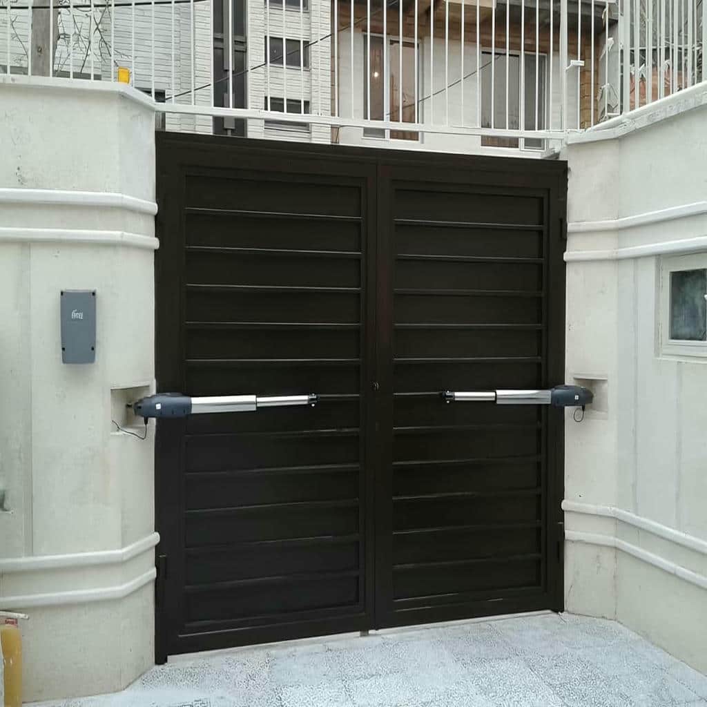 نصب جک بازویی درب پارکینگ در بابل