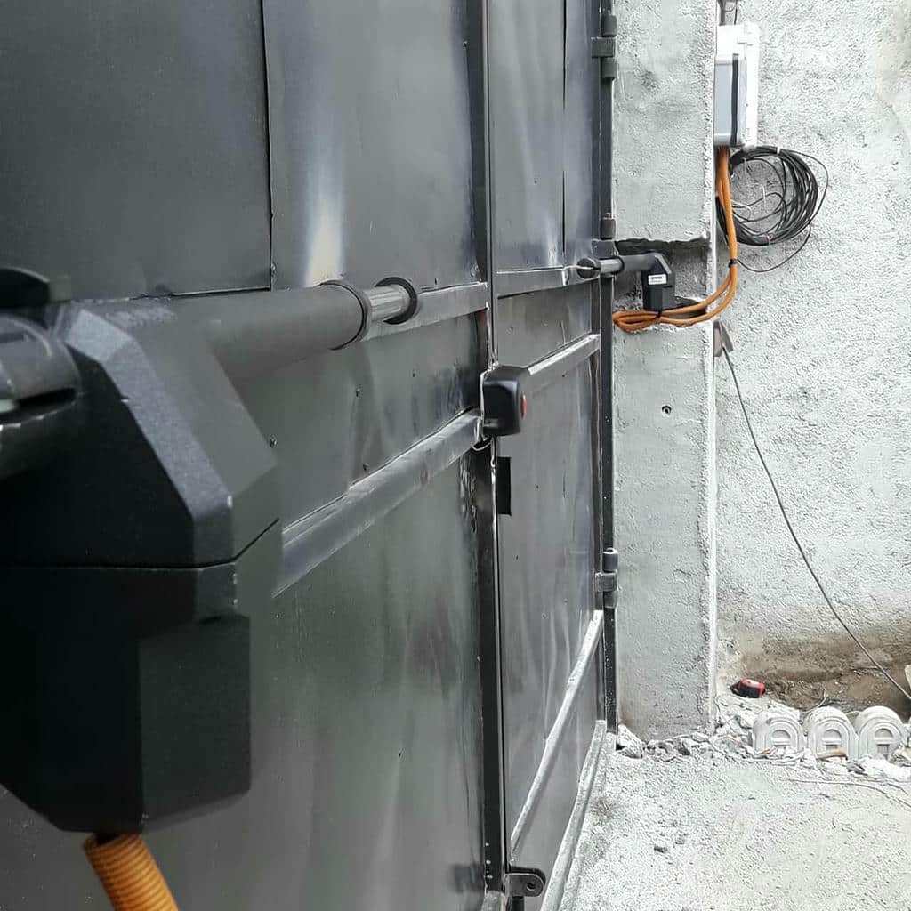 کارخانه جک برقی درب پارکینگ تنظیم دقیق در قم