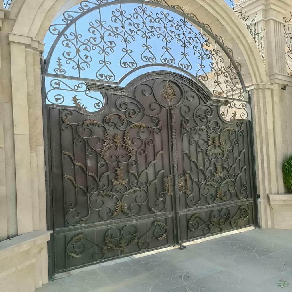 خرید درب حیاط آهنی دولنگه در نیشابور