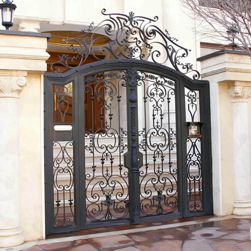 درب حیاط آهنی در مهرشهر کرج