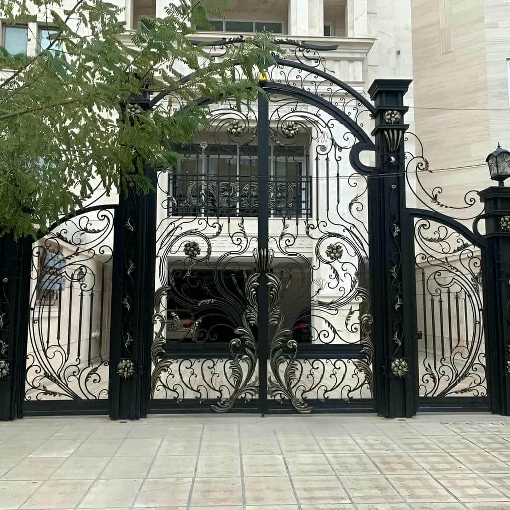 خرید درب حیاط آهنی مدرن در قائمشهر