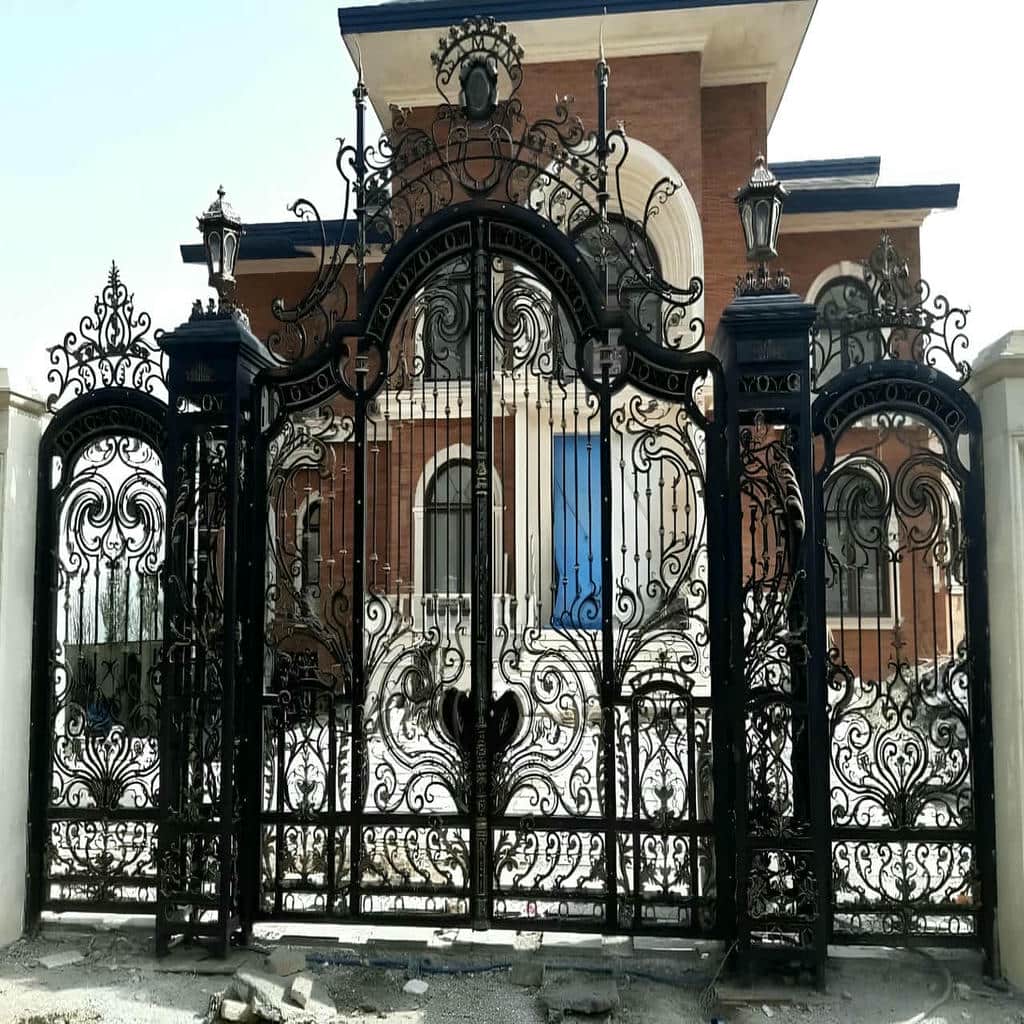 فروش درب حیاط آهنی پروفیل سنگین در نیشابور