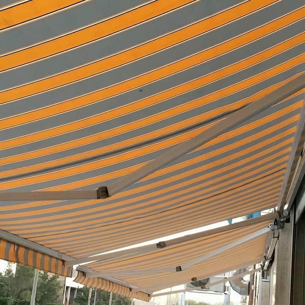 سایبان برقی در لواسان