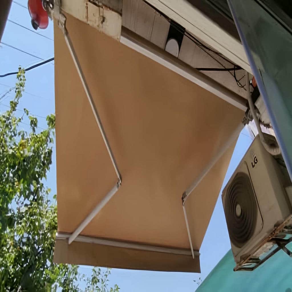 سایبان برقی در نیشابور