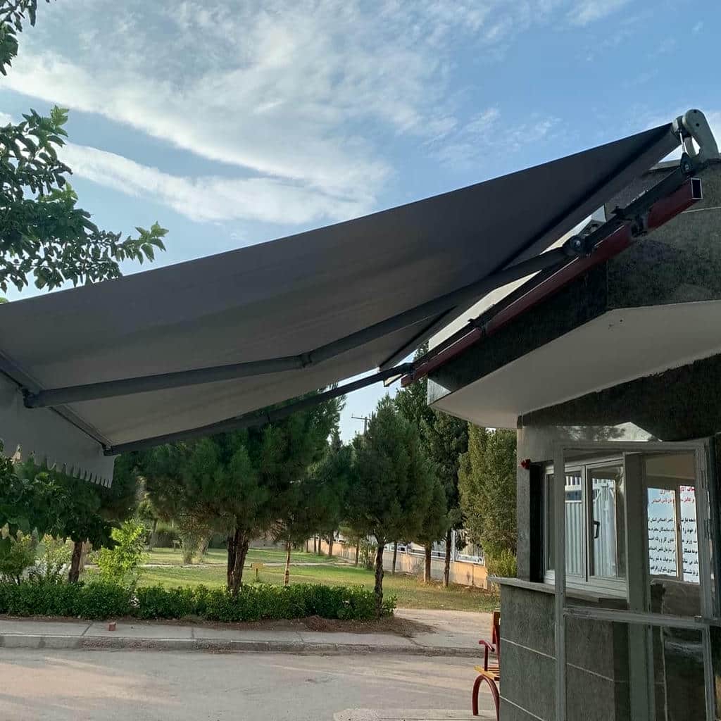 نصب سایبان برقی پارچه ضدآب در رفسنجان