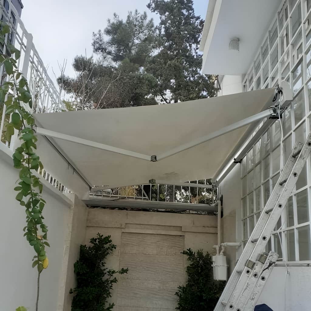 نصب سایبان برقی پارچه ضدآب در خرم آباد