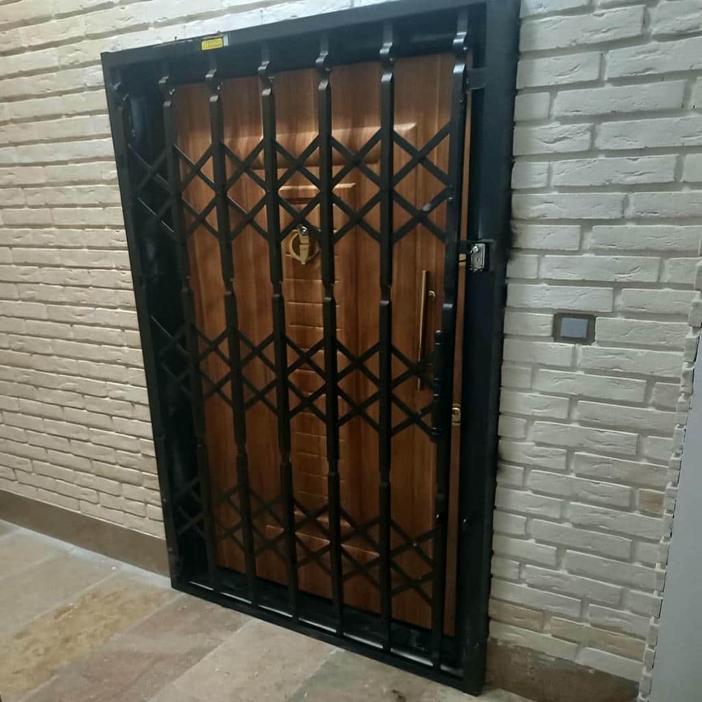 خرید درب آکاردئونی آهنی ساخت سفارشی در ایلام