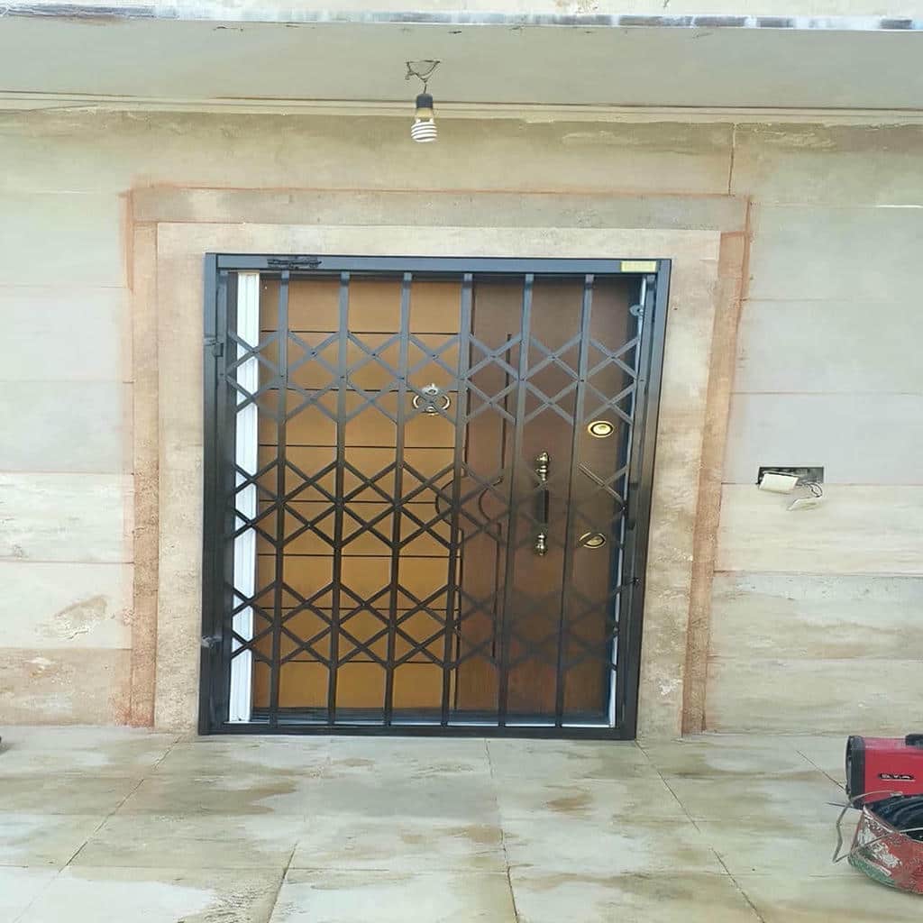 خرید درب آکاردئونی آهنی ساخت سفارشی در گنبدکاووس