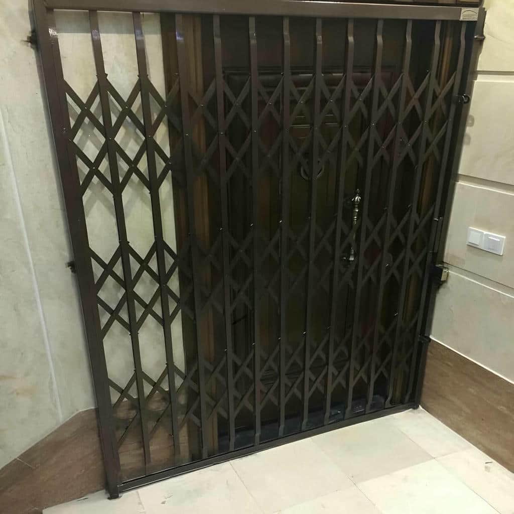قیمت درب آکاردئونی آهنی تسمه دوبل در بندر دیلم