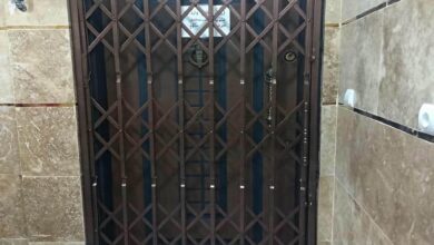درب آکاردئونی آهنی در سنندج