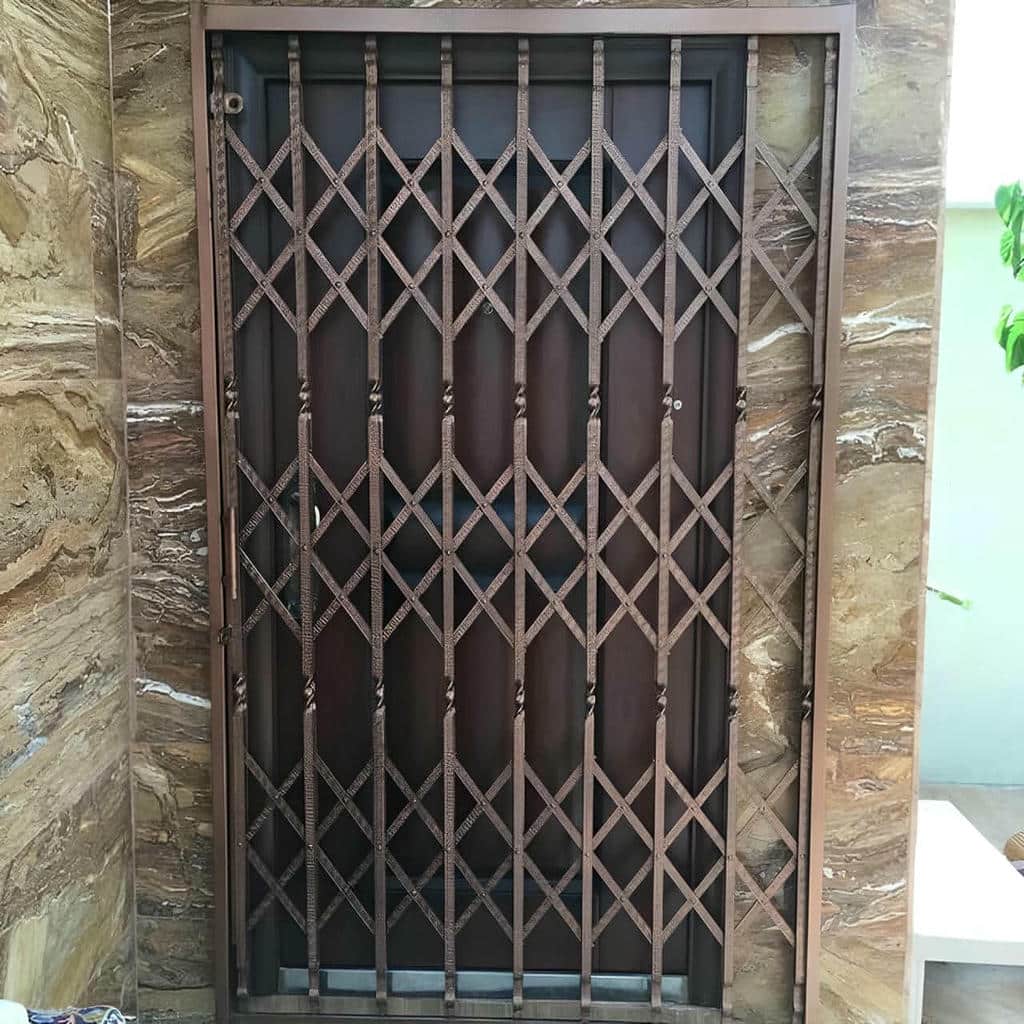 خرید درب آکاردئونی آهنی چندلوزی در ساری