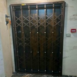درب آکاردئونی آهنی در اشتهارد