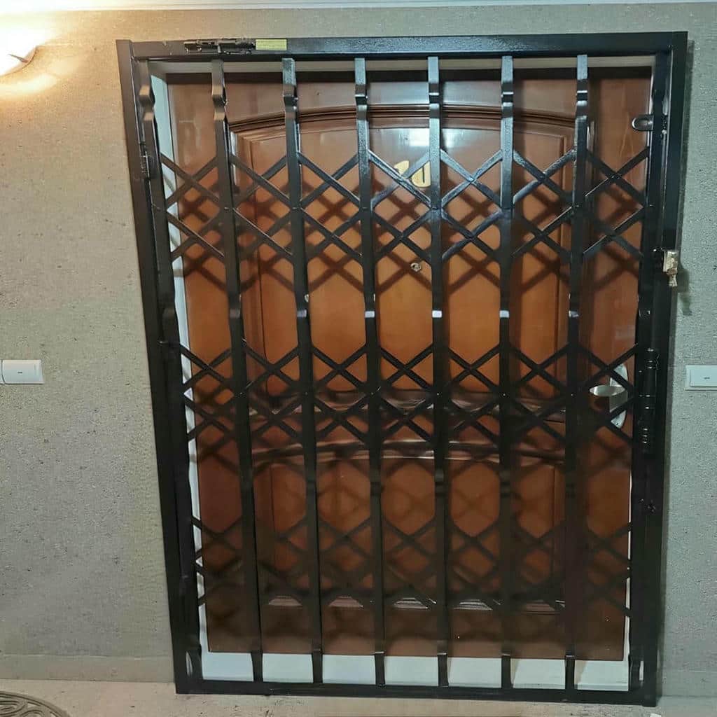 خرید درب آکاردئونی آهنی ساخت سفارشی در بندر دیلم