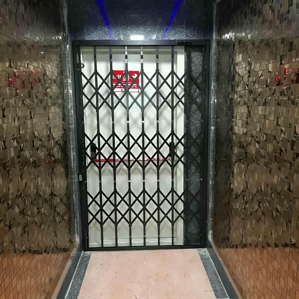 درب آکاردئونی آهنی در رشت