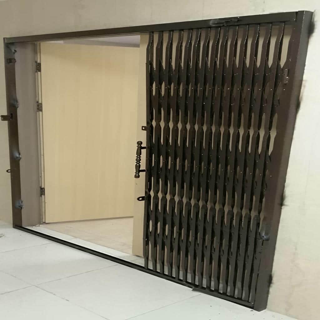 نصب درب آکاردئونی آهنی قفل ضدبرش در اردبیل