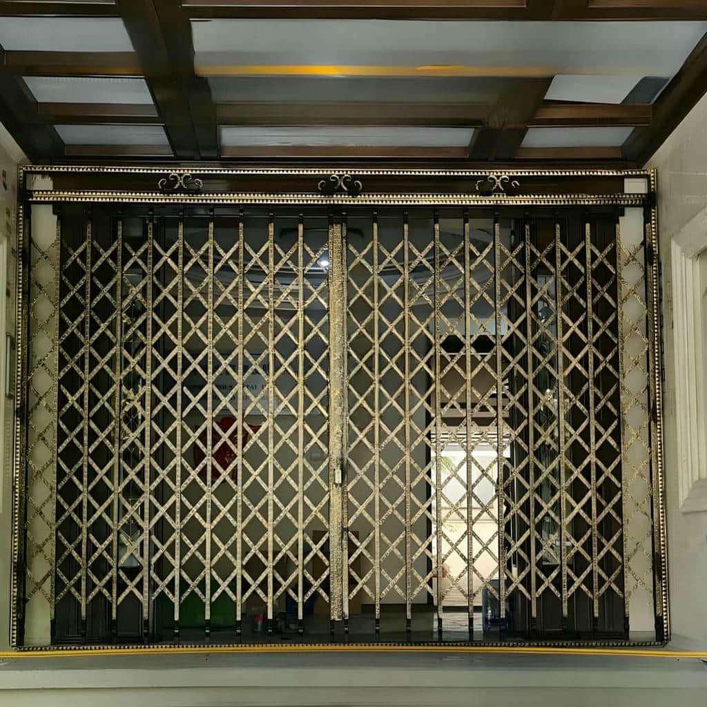 خرید درب آکاردئونی آهنی چندلوزی در کاشان