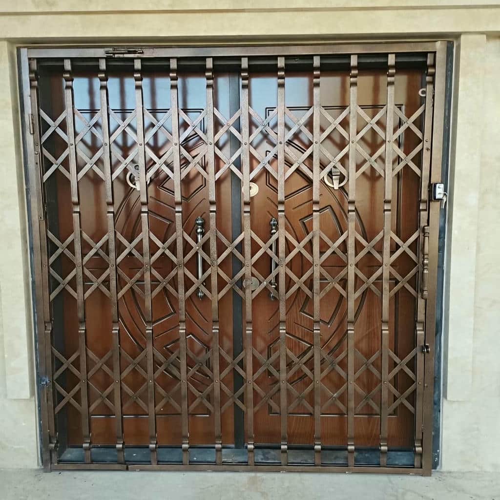 خرید درب آکاردئونی آهنی چندلوزی در همدان