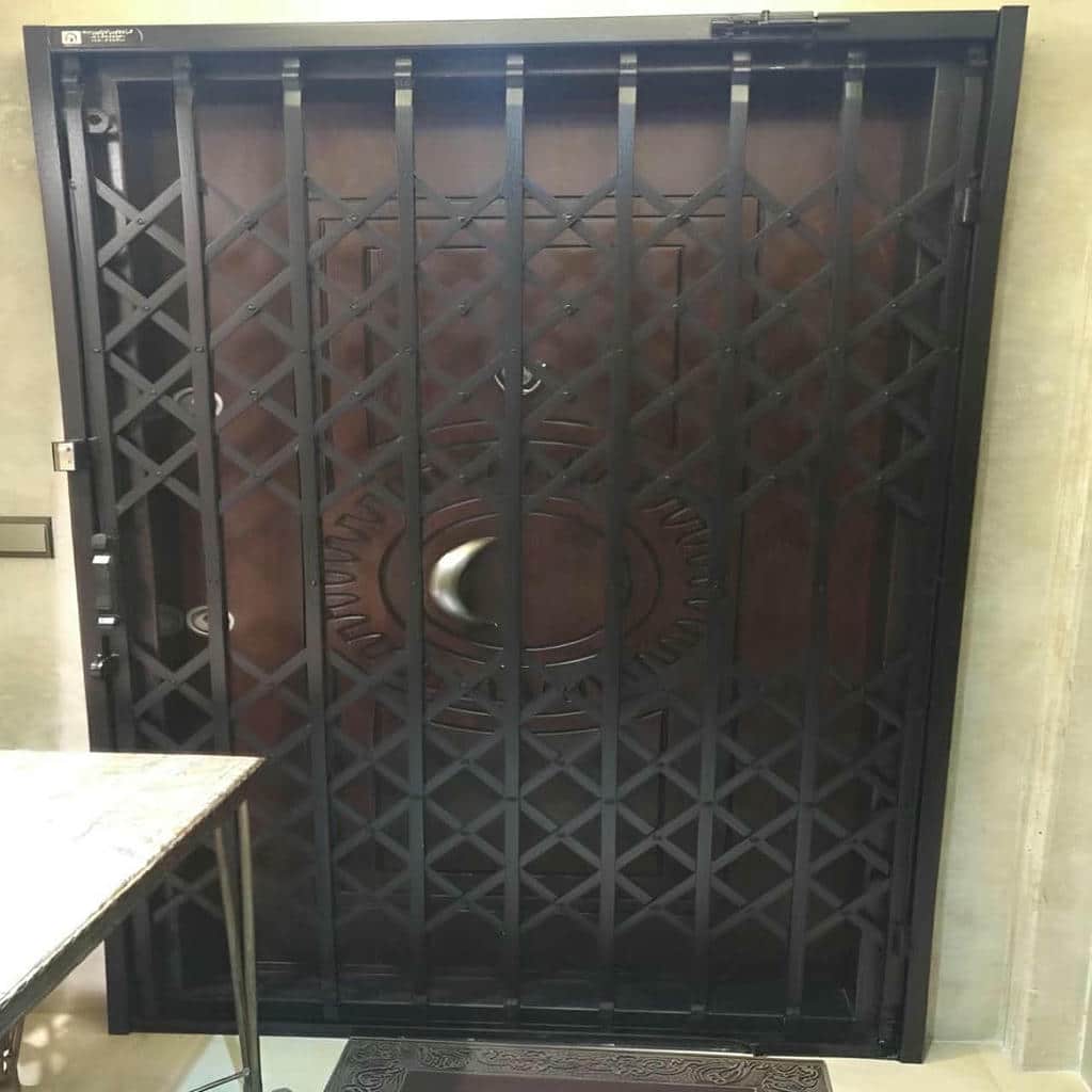 کارخانه درب آکاردئونی آهنی قفل کتابی مخفی در اندیشه