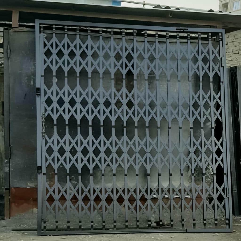 نصب درب آکاردئونی آهنی قفل ضدبرش در زاهدان