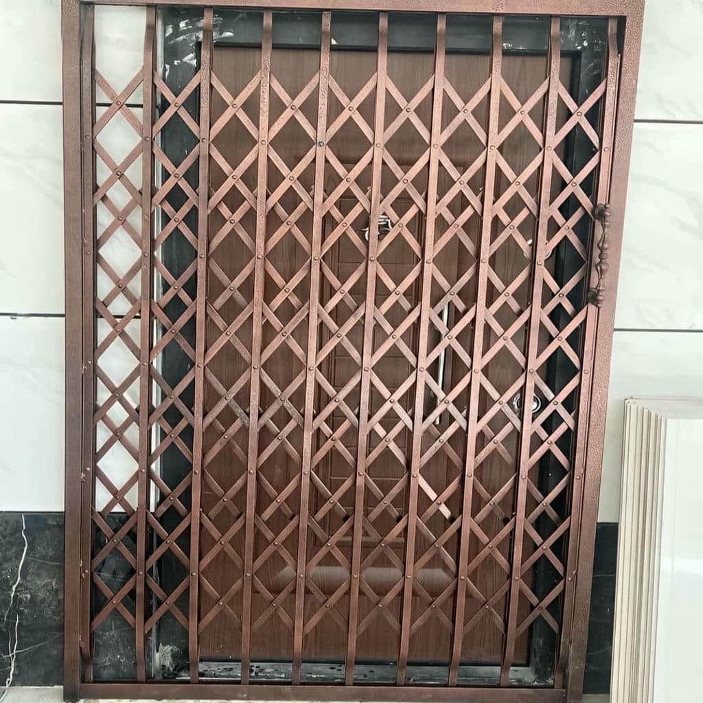 قیمت درب آکاردئونی آهنی تسمه دوبل در یاسوج