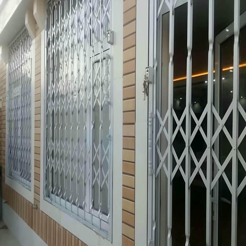 خرید درب آکاردئونی آهنی چندلوزی در آبسرد