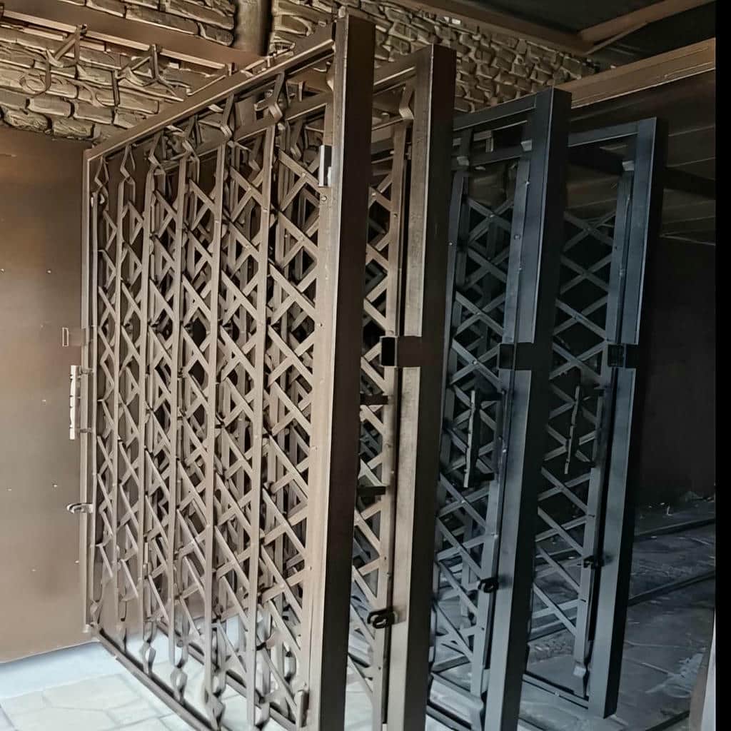 کارخانه درب آکاردئونی آهنی رنگ کوره ای در گنبدکاووس