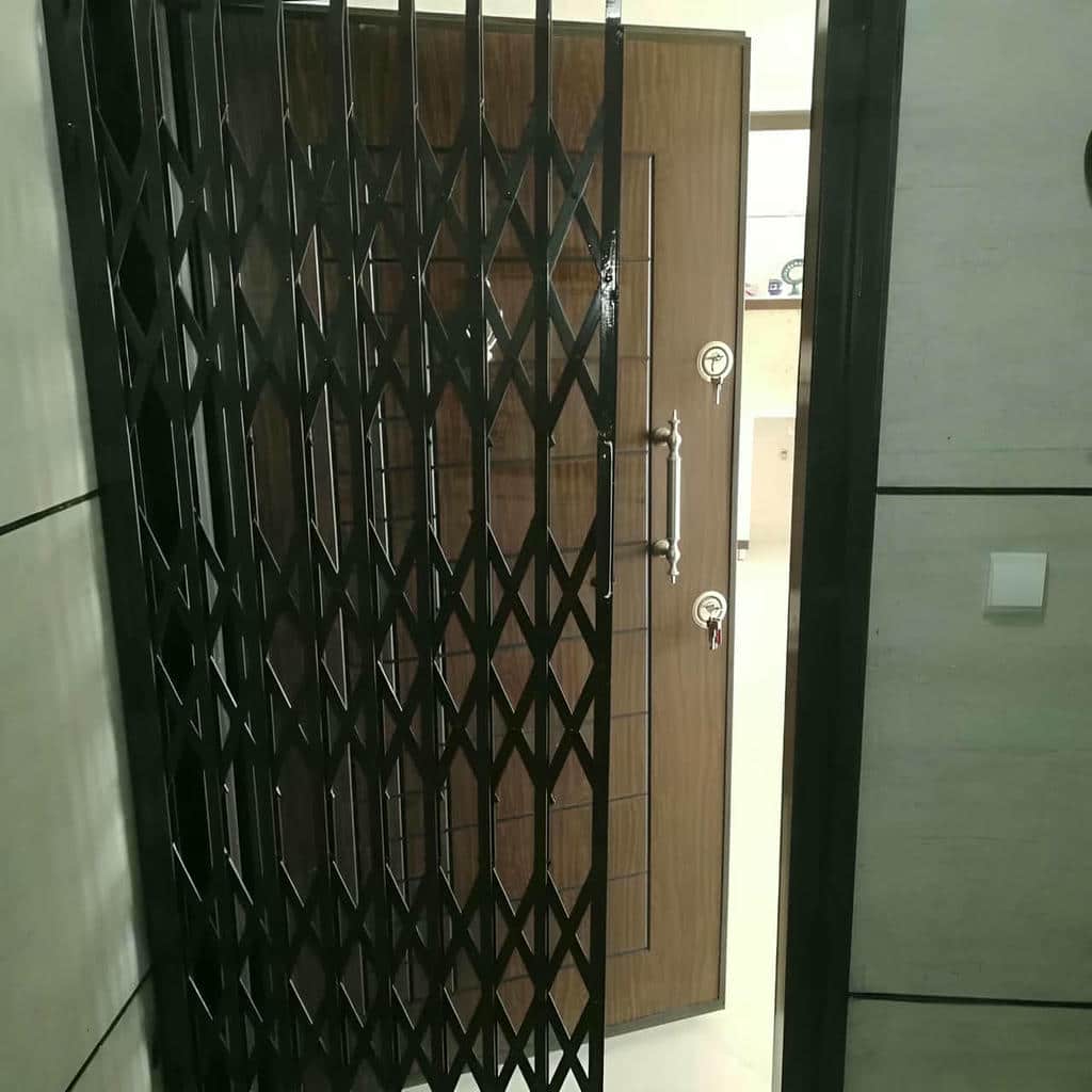 قیمت درب آکاردئونی آهنی سفارشی در قزوین