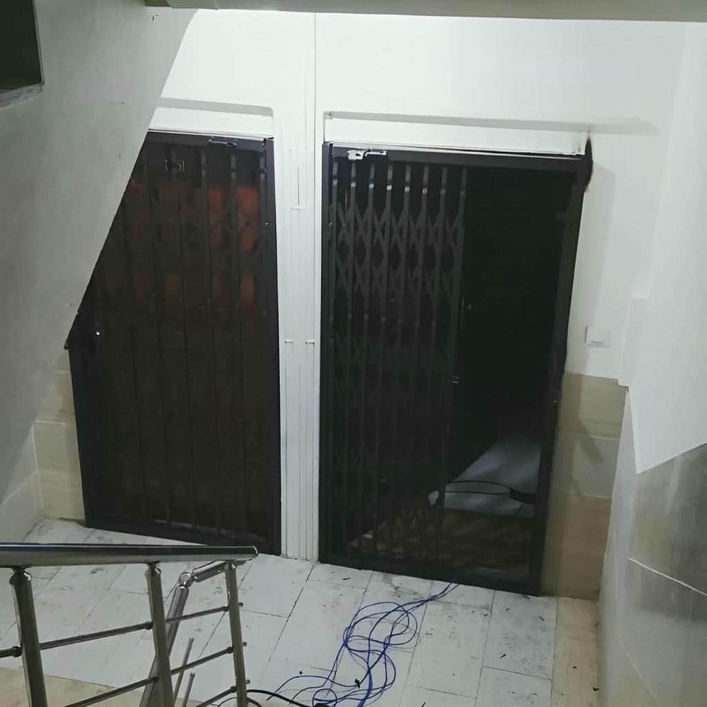 نصب درب آکاردئونی آهنی قفل ضدبرش در قزوین