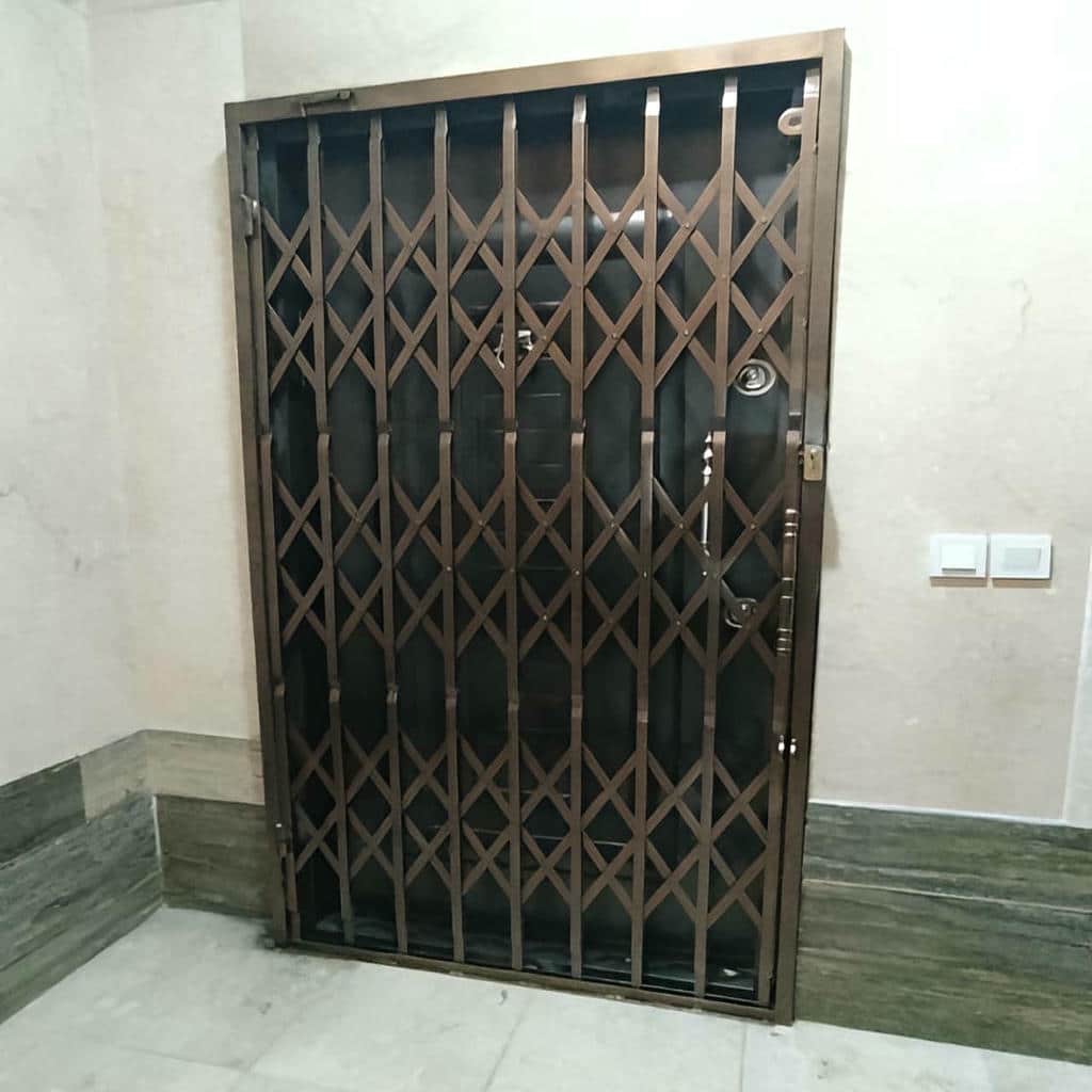 خرید درب آکاردئونی آهنی ساختار ریلی در آبسرد