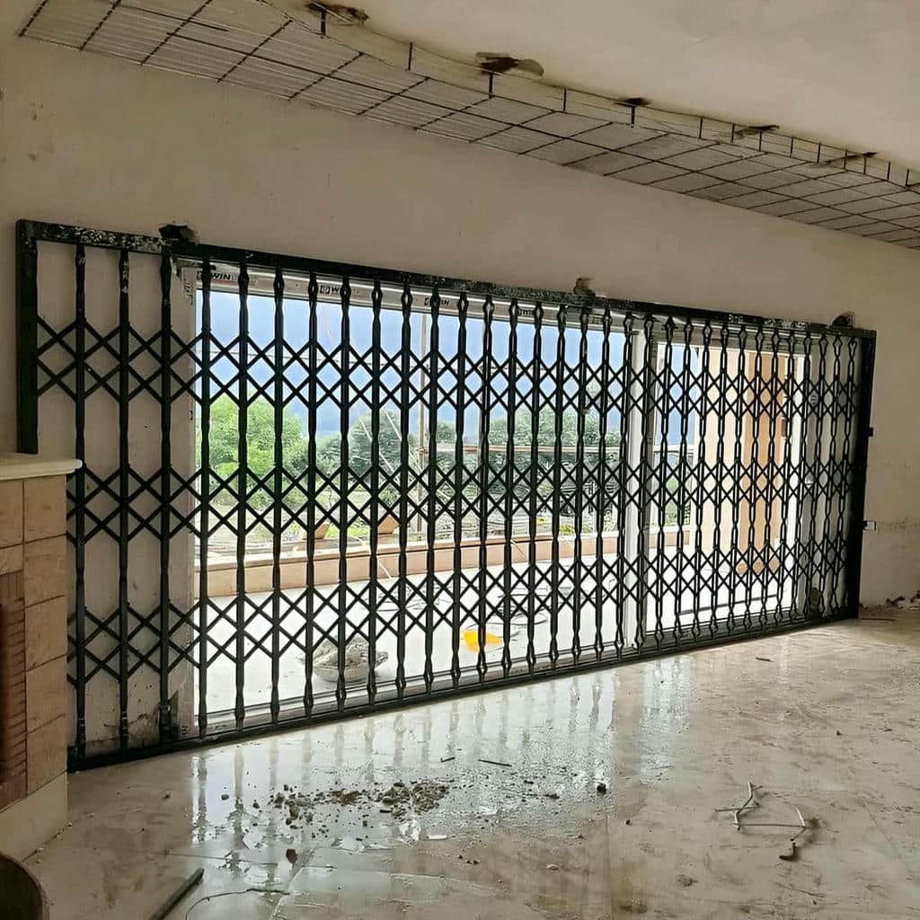 کارخانه درب آکاردئونی آهنی رنگ کوره ای در فشم