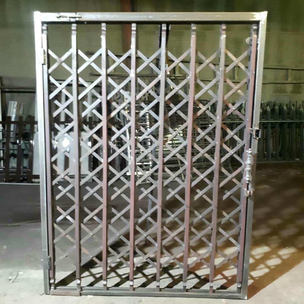 خرید درب آکاردئونی آهنی ساخت سفارشی در ساری