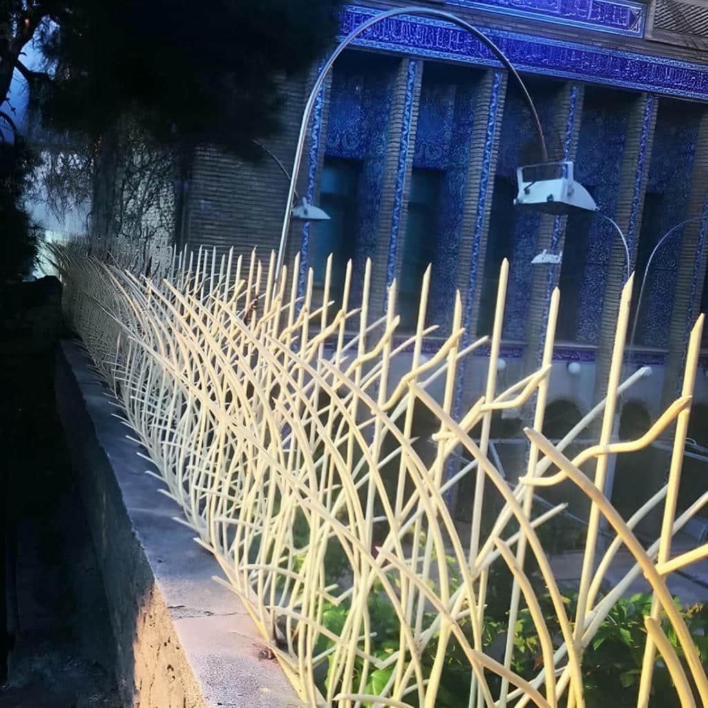 نصب حفاظ شاخ گوزنی مدرن در سیرجان