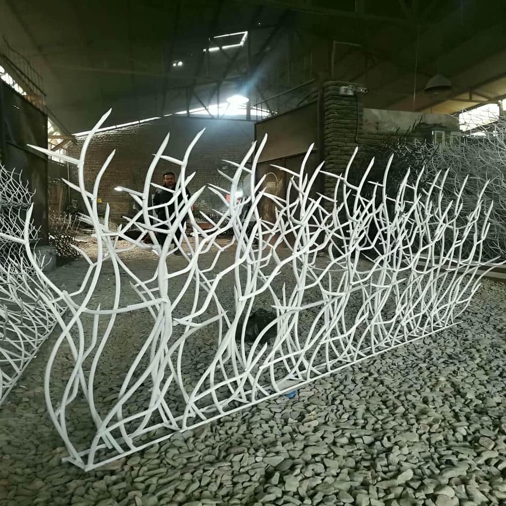 کارخانه حفاظ شاخ گوزنی فولادی در کمال شهر