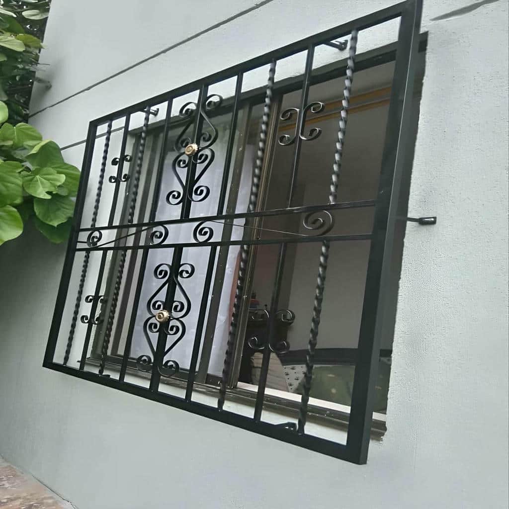 نصب حفاظ پنجره فلزی هندسی در استان گلستان