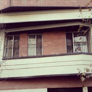 حفاظ پنجره فلزی در اندیشه