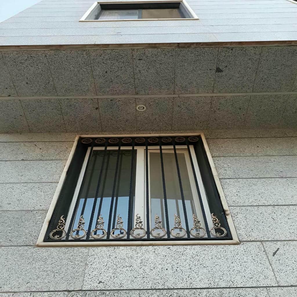 خرید حفاظ پنجره فلزی مینیمال ساده در زاهدان