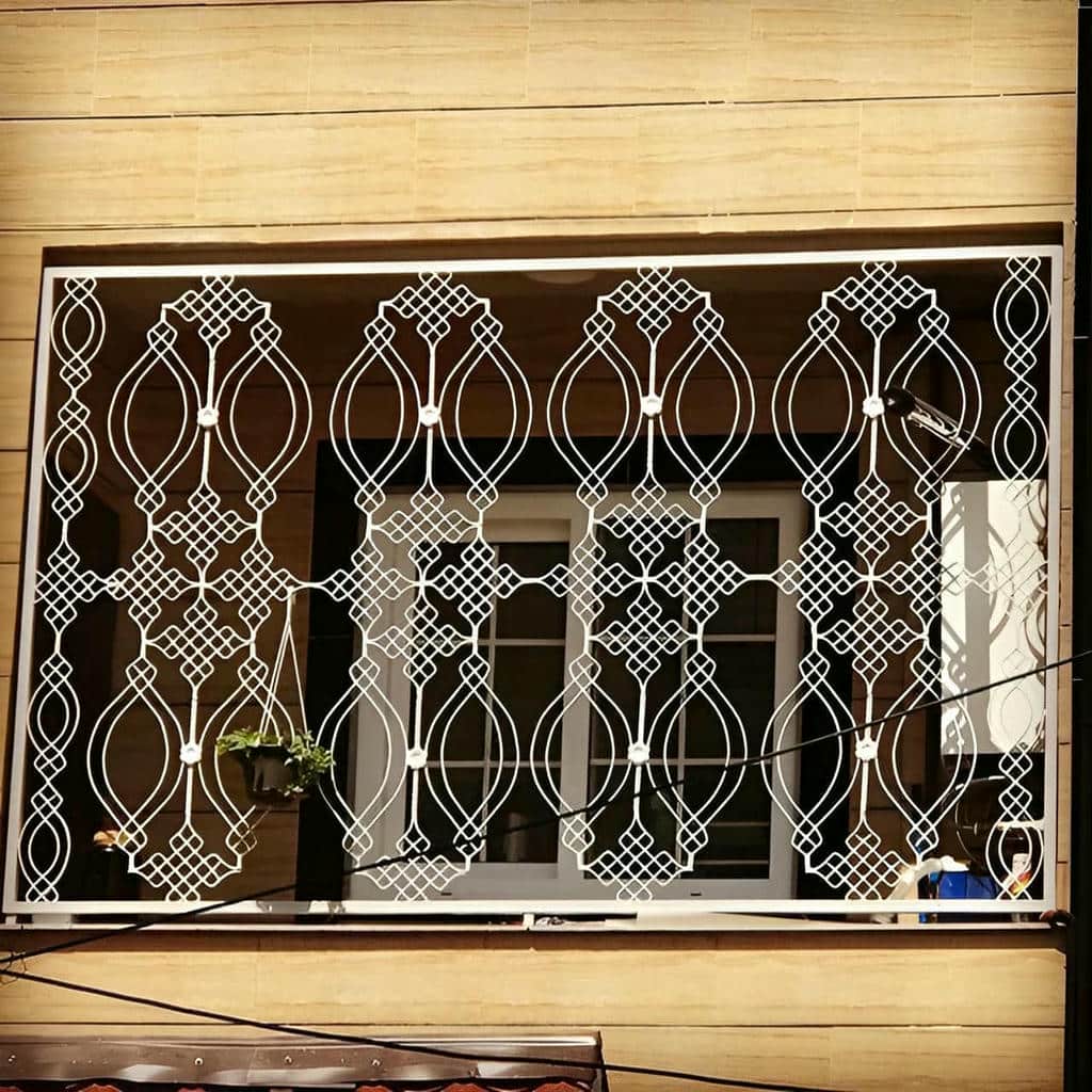 فروش حفاظ پنجره فلزی بازشو در زاهدان