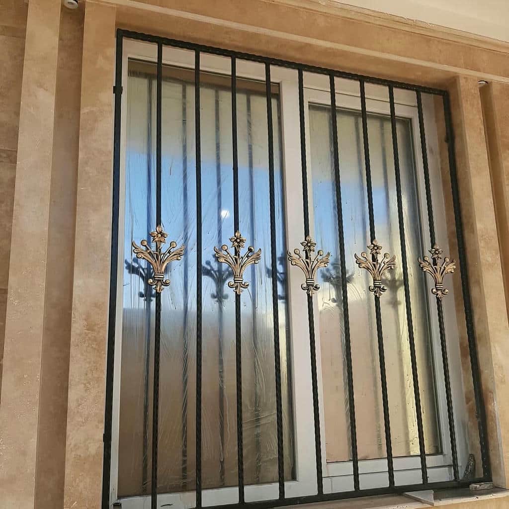 فروش حفاظ پنجره فلزی بازشو در یزد