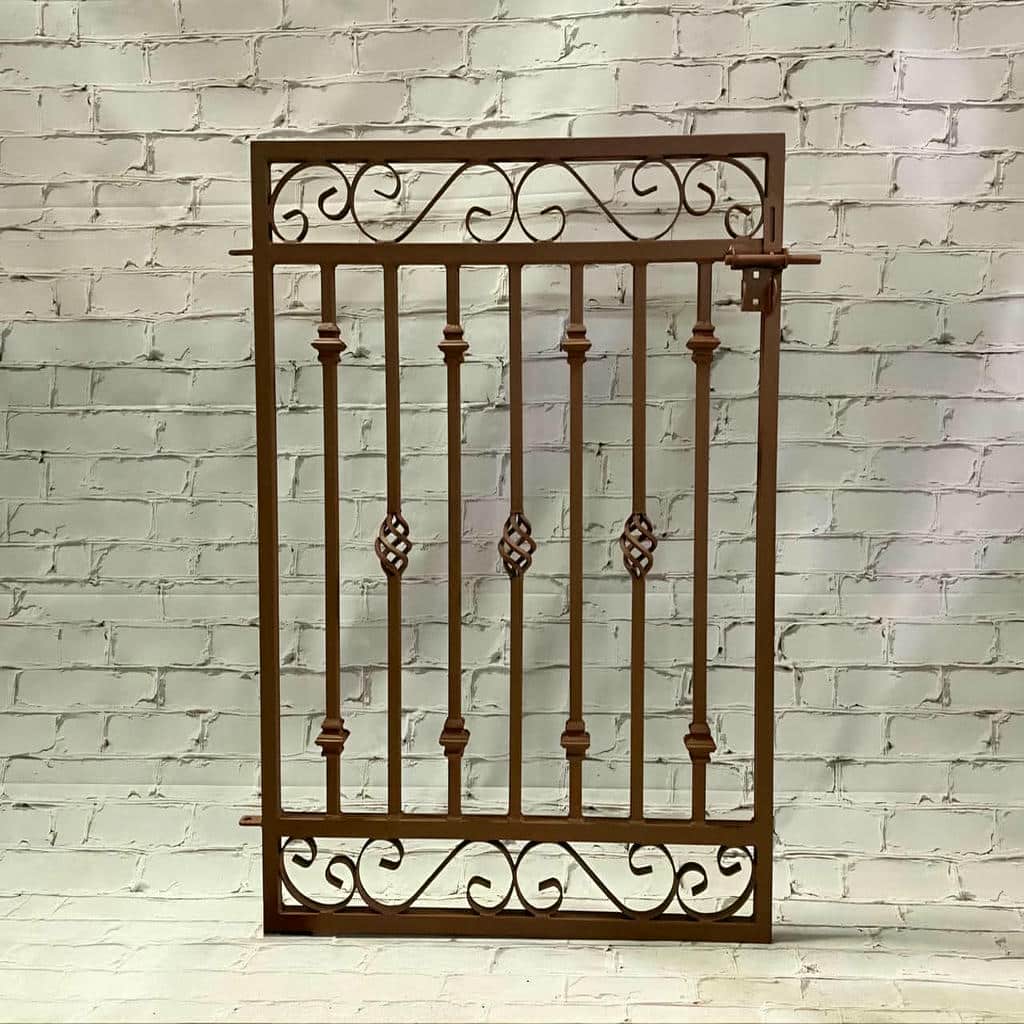 خرید حفاظ پنجره فلزی مینیمال ساده در گنبدکاووس