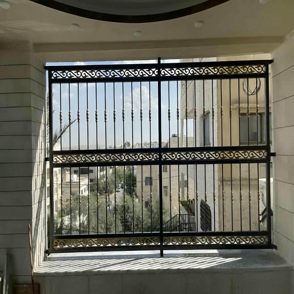 قیمت حفاظ پنجره فلزی فرفورژه کلاسیک در ایرانشهر