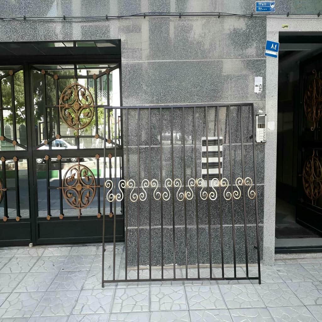 قیمت حفاظ پنجره فلزی فرفورژه کلاسیک در قائمشهر