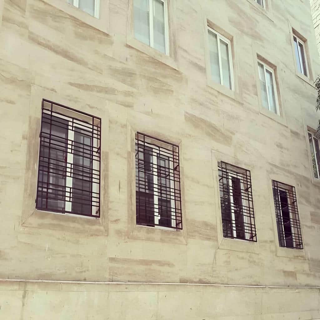 نصب حفاظ پنجره فلزی مدرن هندسی در لواسان