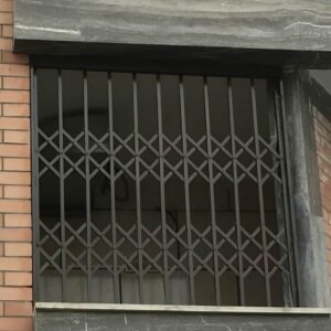 حفاظ پنجره فلزی در بندر لنگه