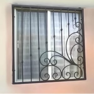 حفاظ پنجره فلزی در کاشان