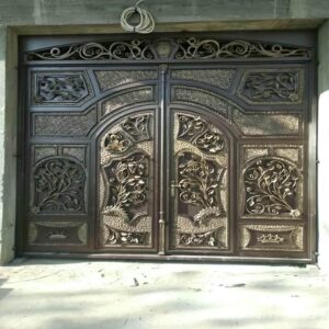 درب حیاط آهنی در پردیس